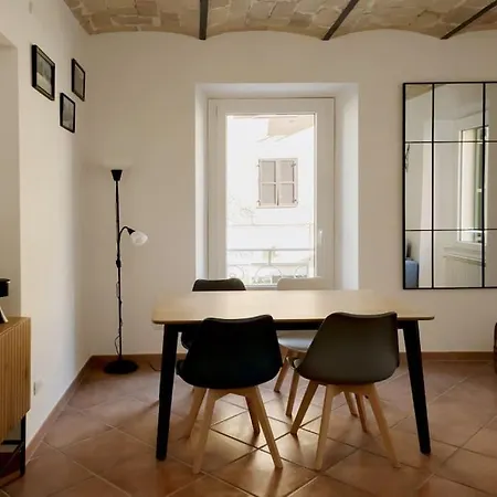 Apartment San Lorenzo Cozy In Rome